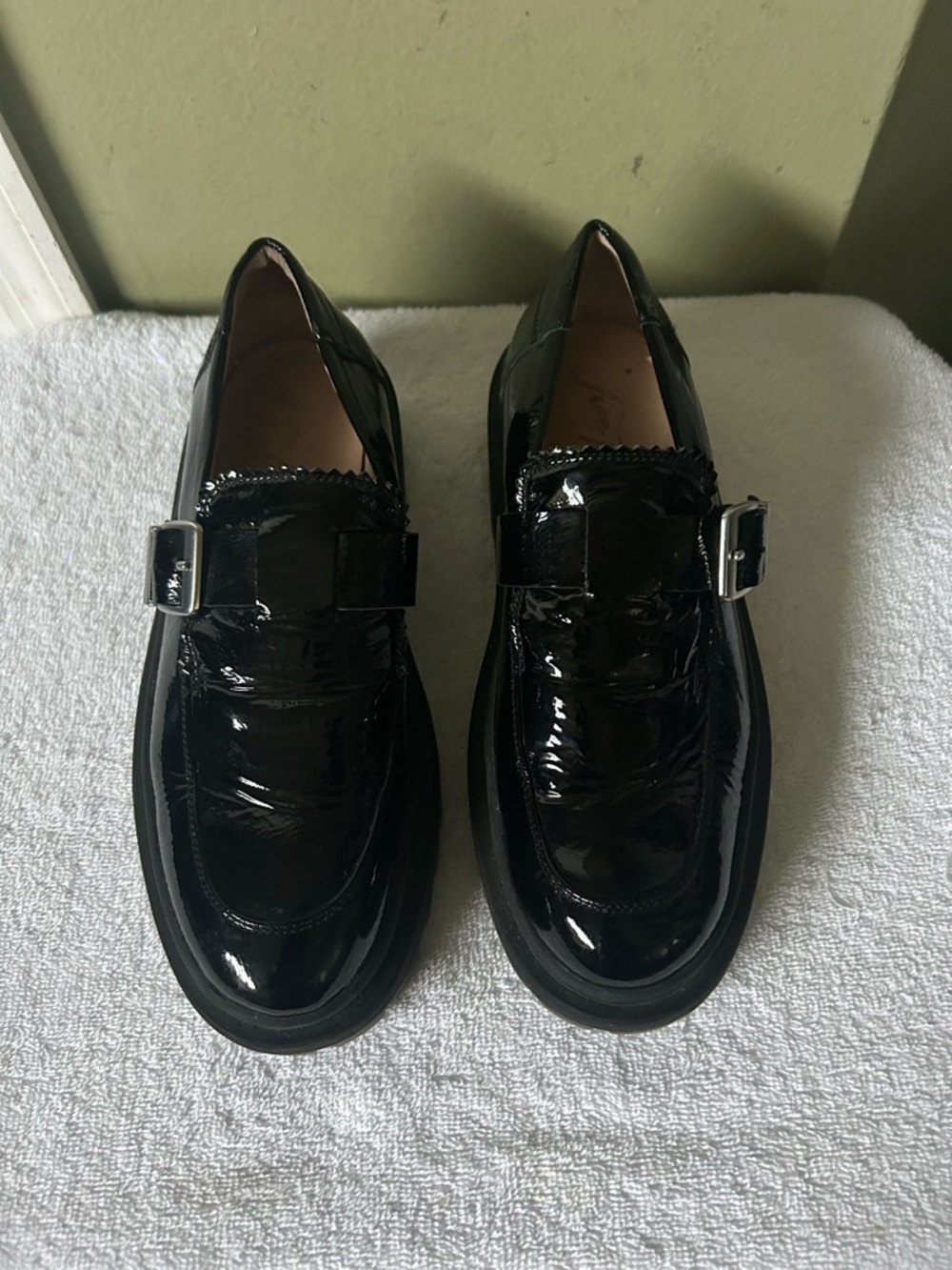 Free People Women’s Black Patent Leather Lug Sole Loafers Sz 38